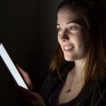 Moderate iPad use won’t keep teens up at night